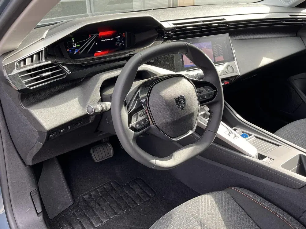 Peugeot 308 Plug-in Hybrid 195pk e-DCS7 Business uit 2026, foto 13