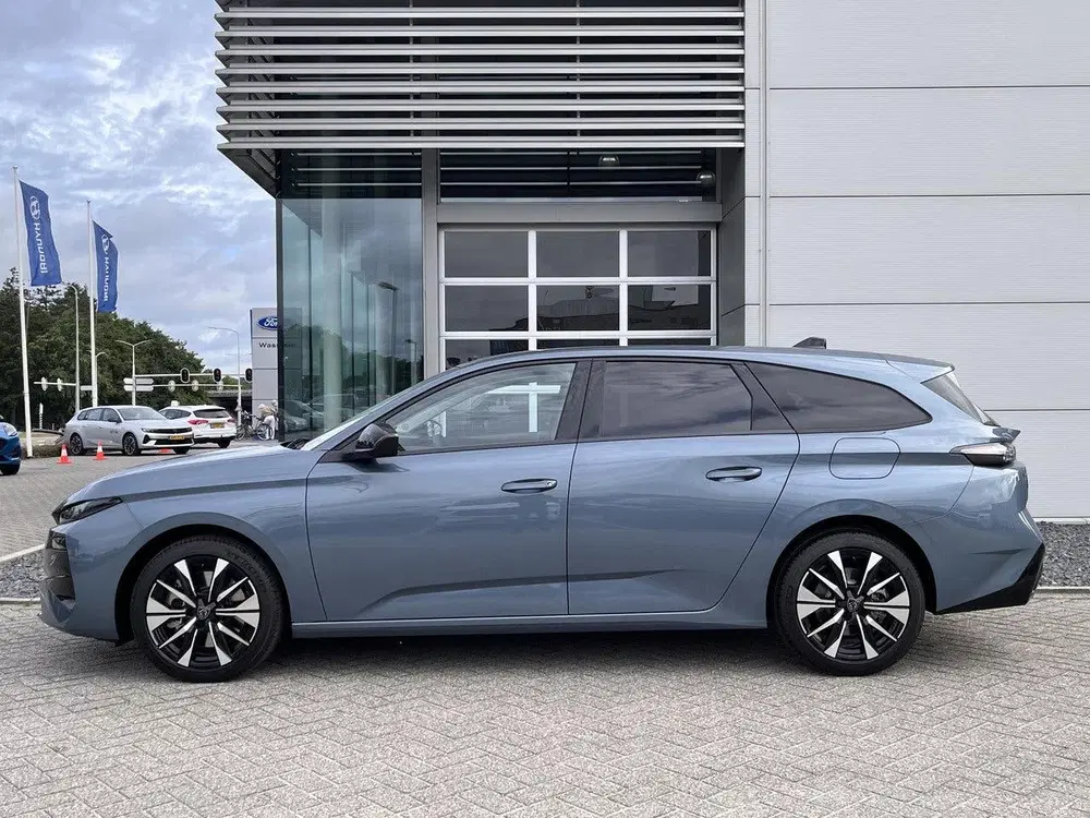 Peugeot 308 Plug-in Hybrid 195pk e-DCS7 Business uit 2026, foto 4