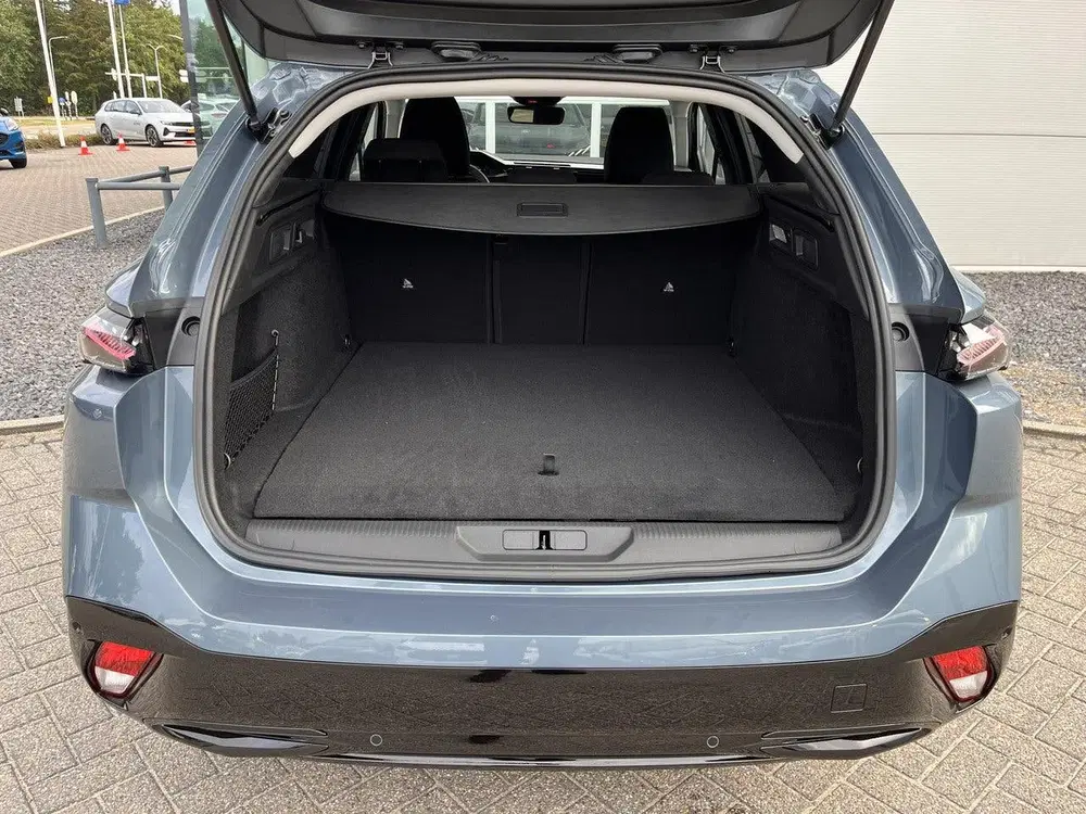 Peugeot 308 Plug-in Hybrid 195pk e-DCS7 Business uit 2026, foto 9