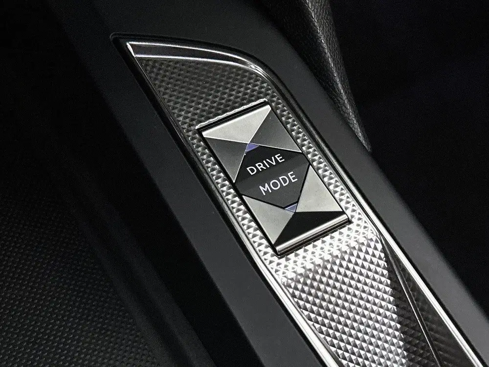 DS Automobiles DS 3 DS DS 3 130pk Automaat Performance Line uit 2024, foto 13