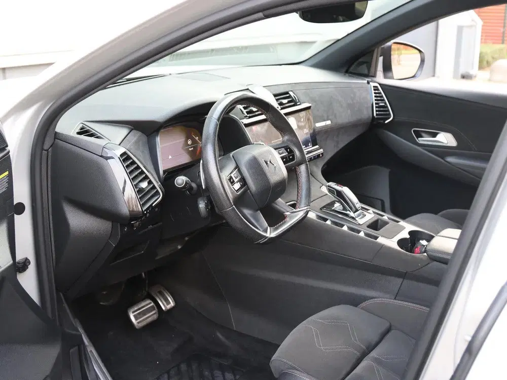 DS Automobiles DS 7 DS DS 7 Crossback 180pk Performance Line uit 2021, foto 11