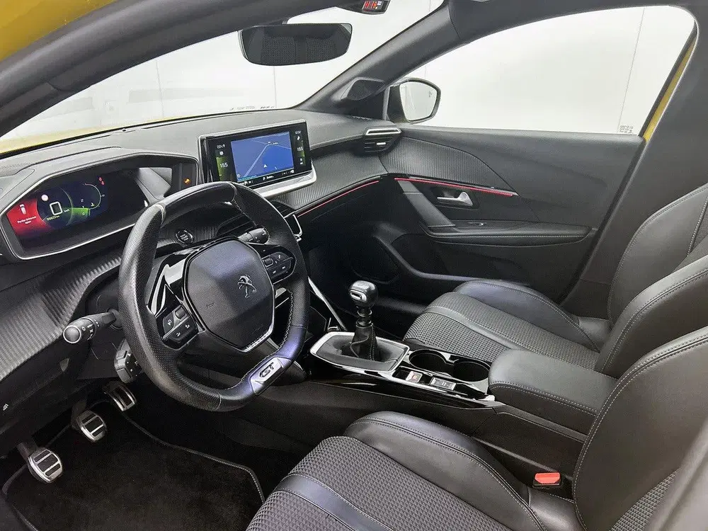 Peugeot 208 GT 100pk uit 2021, foto 11