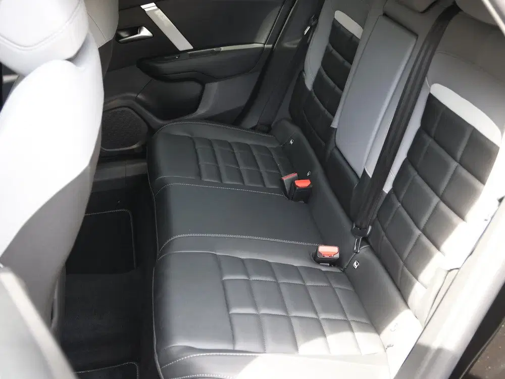 Citroën C4 1.2 145pk Hybrid Max uit 2025, foto 12