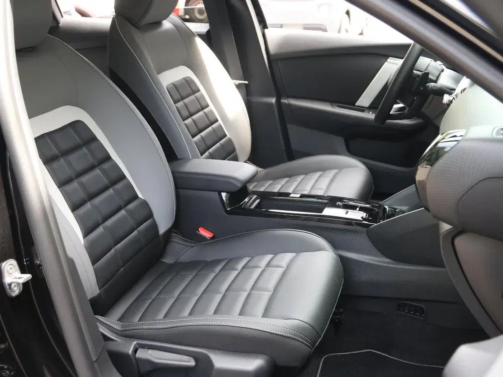 Citroën C4 1.2 145pk Hybrid Max uit 2025, foto 6