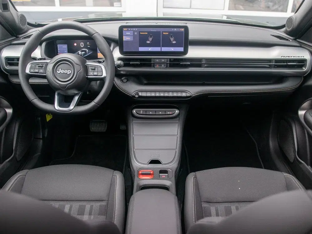 Jeep Avenger 1.2 e-Hybrid 85th Anniversary uit 2026, foto 12