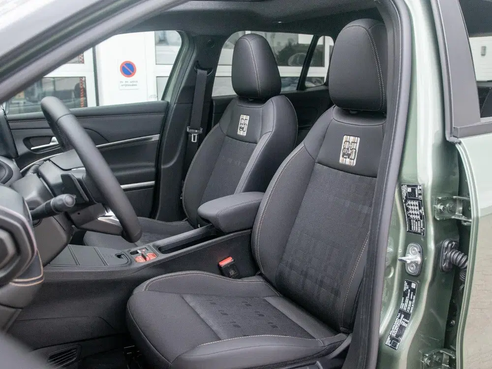 Jeep Avenger 1.2 e-Hybrid 85th Anniversary uit 2026, foto 13
