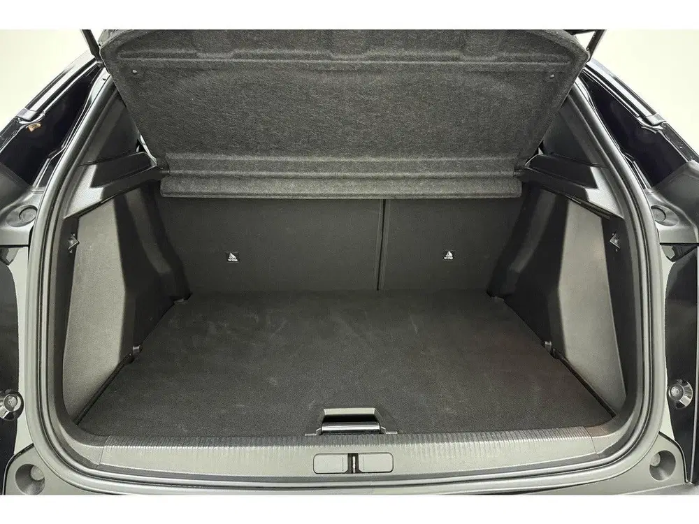 Peugeot 2008 1.2T 130pk Automaat 130 GT uit 2024, foto 10