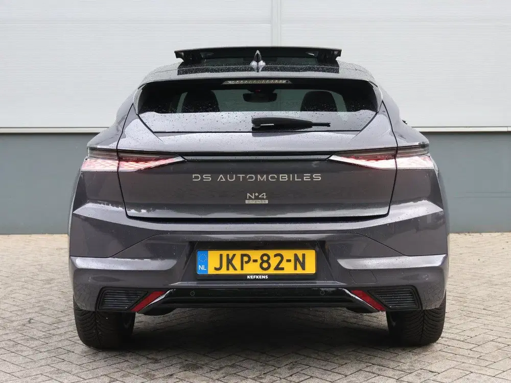 DS Automobiles N°4 DS N4 E-Tense Etoile Absolute Comfort Tech uit 2025, foto 8