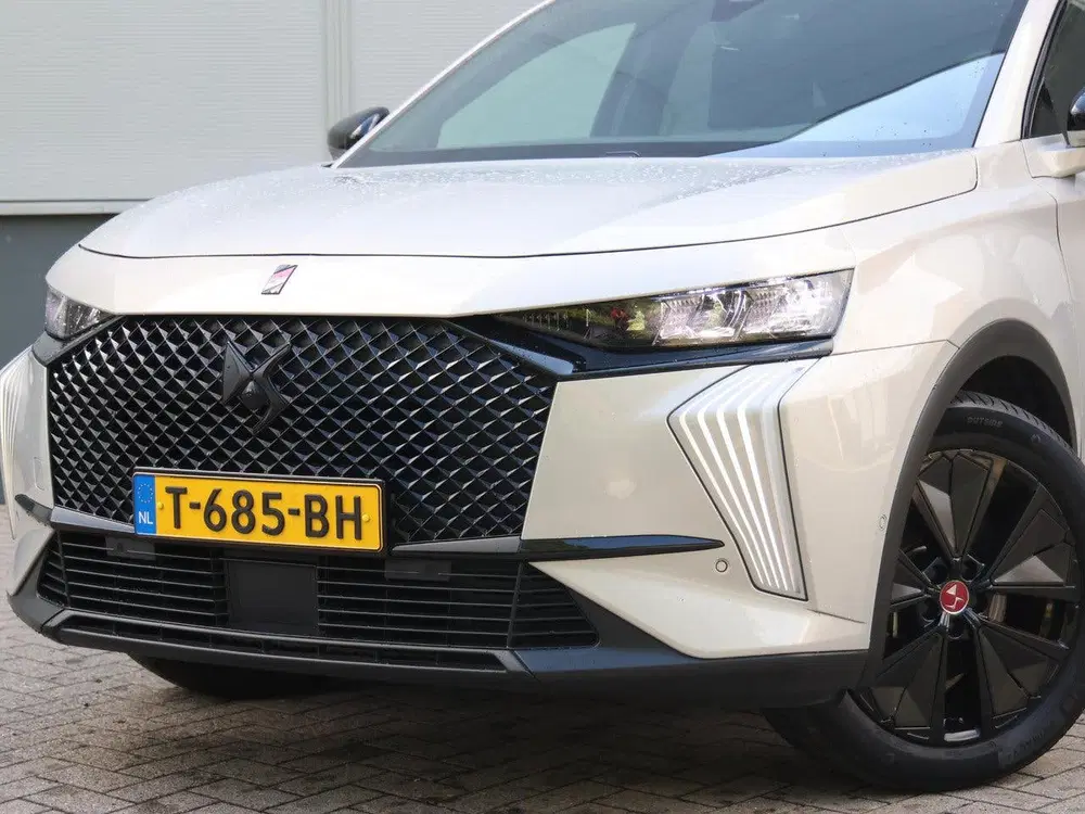 DS Automobiles DS 7 DS DS 7 E-Tense 225 Performance Line+ uit 2023, foto 7