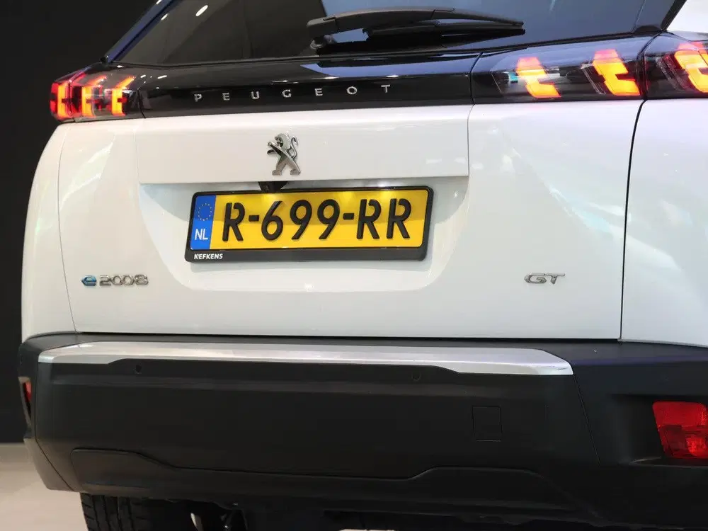 Peugeot 2008 SUV EV GT Pack 50 kWh uit 2023, foto 10