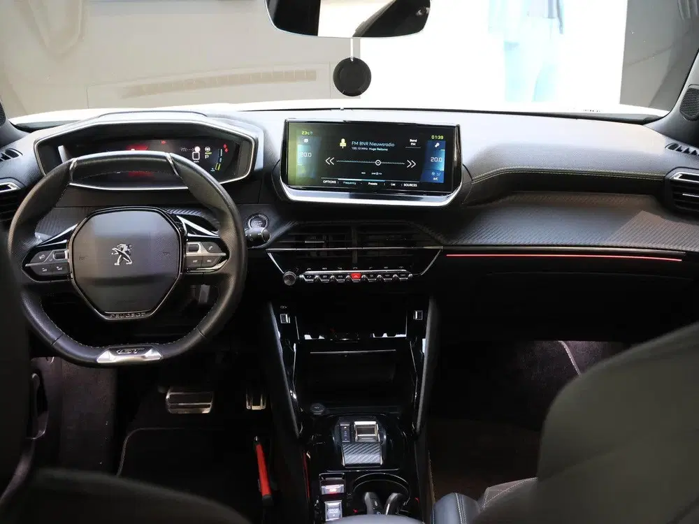 Peugeot 2008 SUV EV GT Pack 50 kWh uit 2023, foto 14