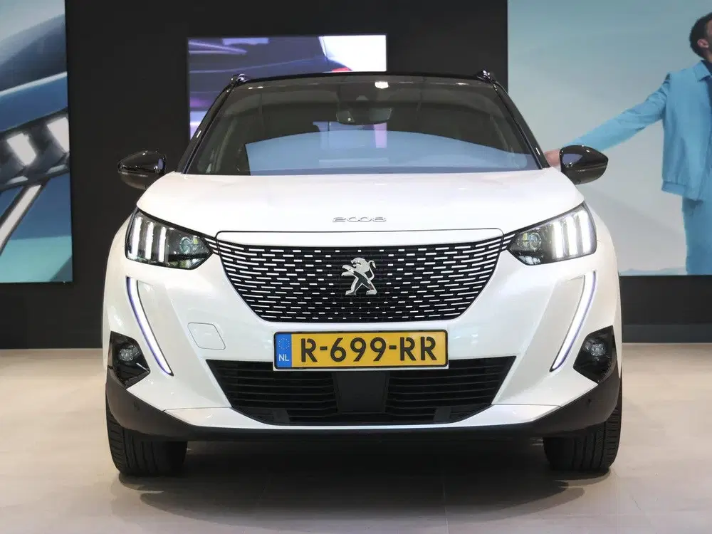 Peugeot 2008 SUV EV GT Pack 50 kWh uit 2023, foto 7