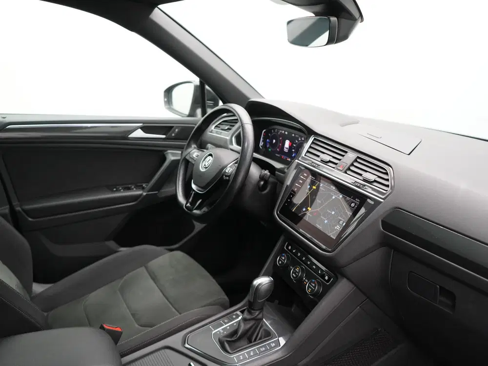 Volkswagen Tiguan Allspace 1.5 TSI Highline DSG R-Line 7 Per uit 2020, foto 4