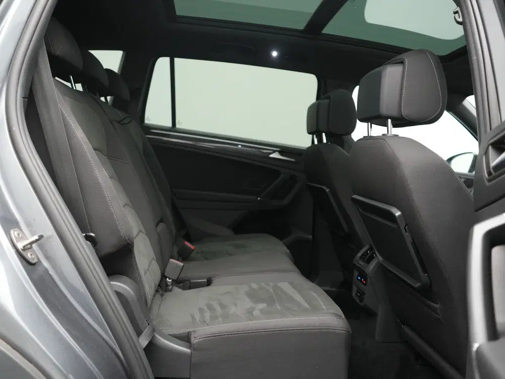 Volkswagen Tiguan Allspace 1.5 TSI Highline DSG R-Line 7 Per uit 2020, foto 6
