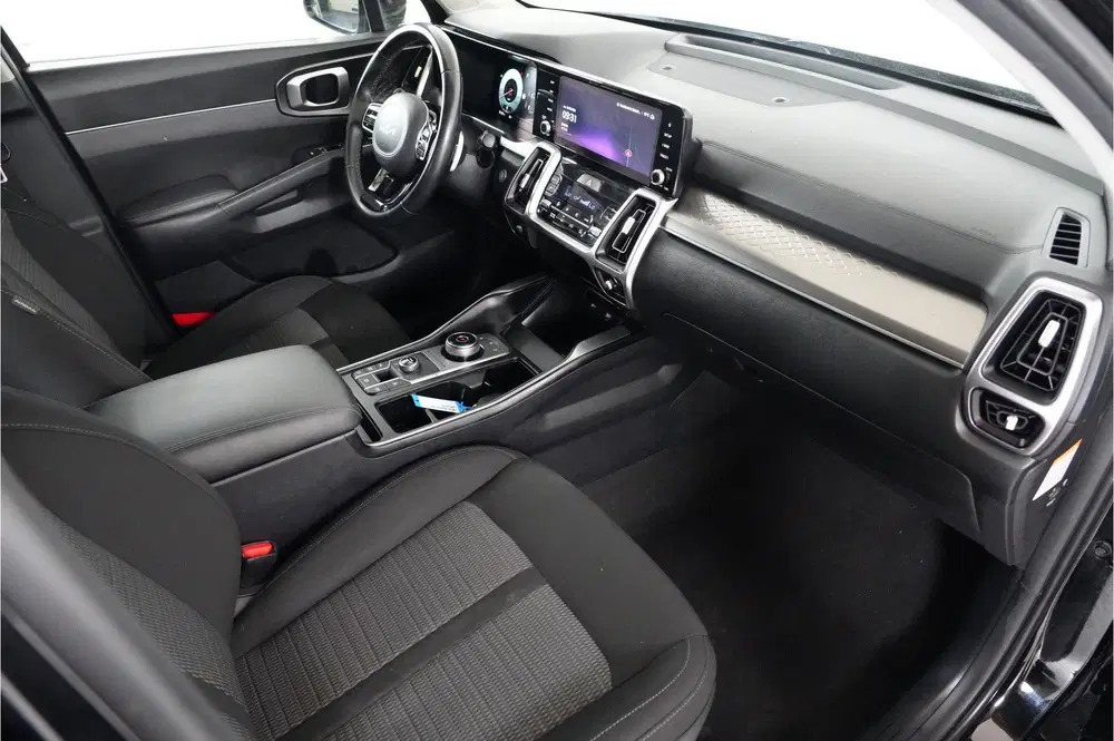 Kia Sorento 1.6 T-GDI 4WD 265 pk PHEV uit 2023, foto 13
