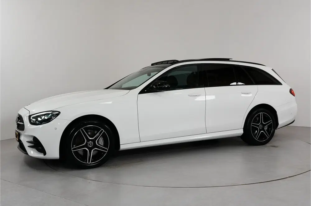 Mercedes-Benz E-Klasse 300 e AMG Night 320 pk PHEV uit 2022, foto 10