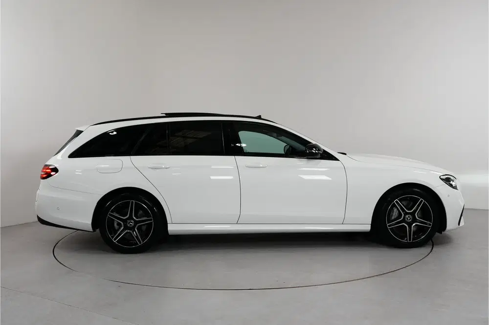 Mercedes-Benz E-Klasse 300 e AMG Night 320 pk PHEV uit 2022, foto 5