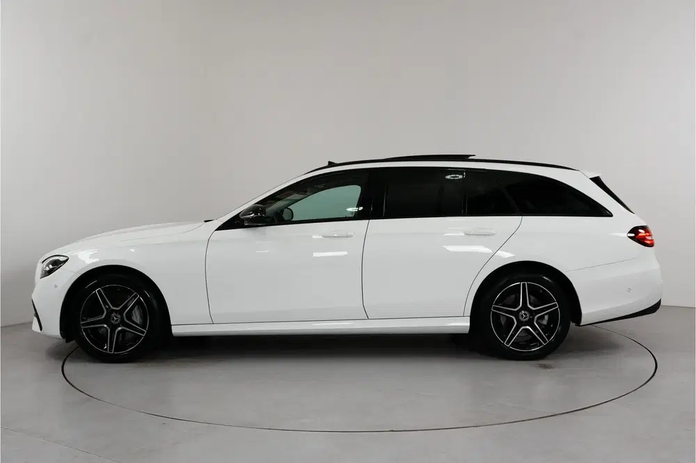 Mercedes-Benz E-Klasse 300 e AMG Night 320 pk PHEV uit 2022, foto 9