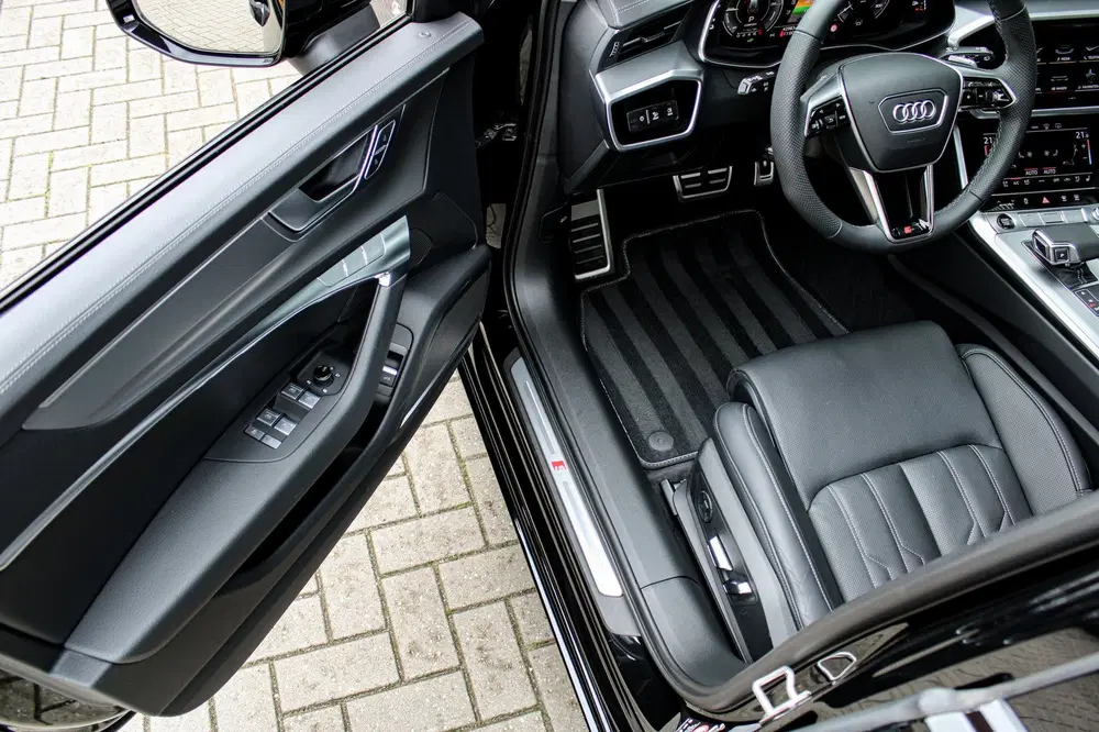 Audi A6 55 TFSI e quattro Competition uit 2022, foto 10