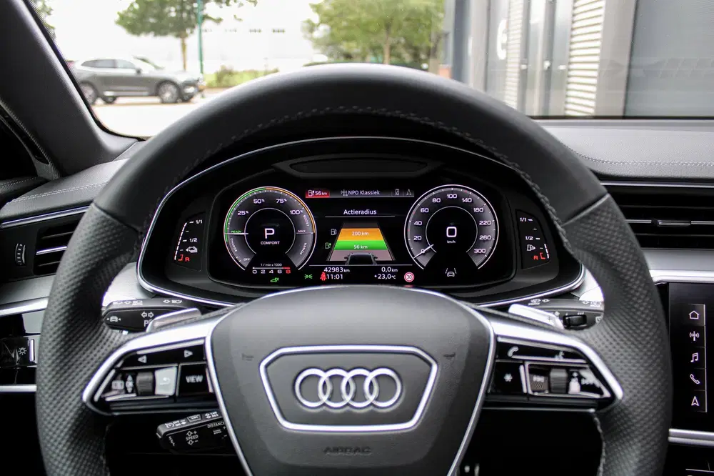 Audi A6 55 TFSI e quattro Competition uit 2022, foto 13