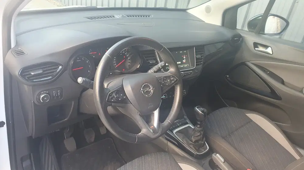 Opel Crossland 1.2 Turbo Online Edition uit 2019, foto 15