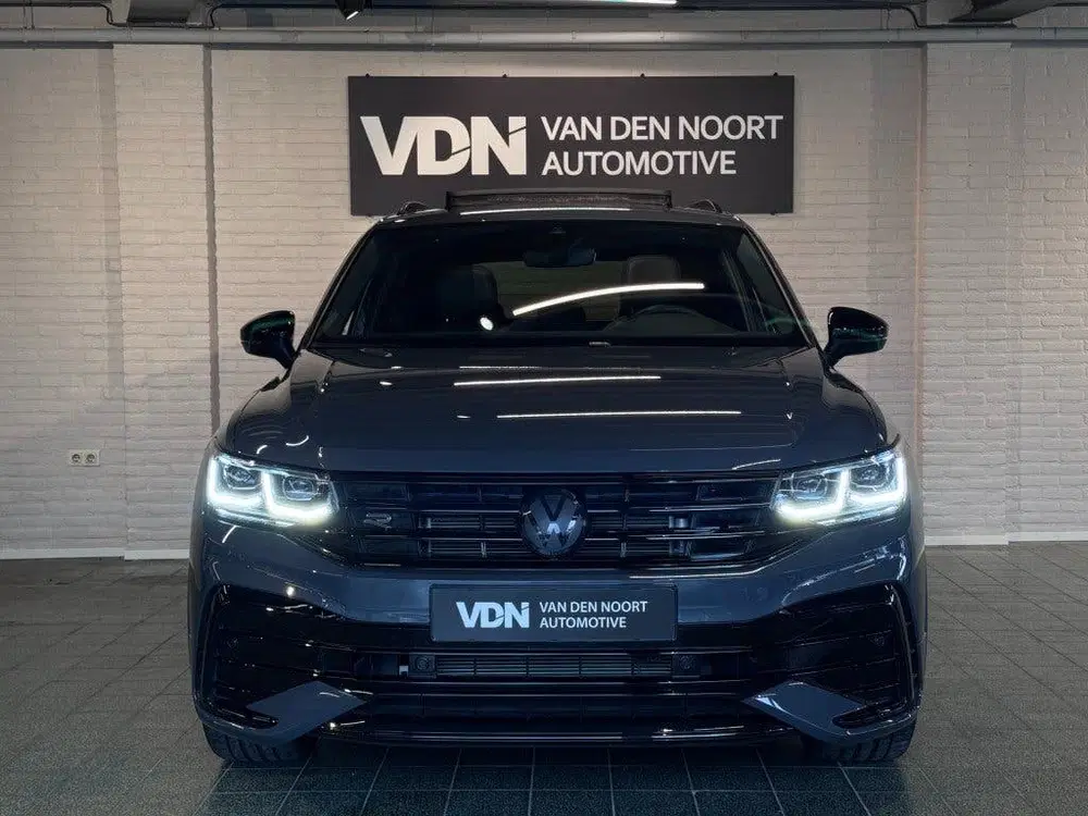 Volkswagen Tiguan 1.5 TSI R-Line Business Black Style Pano I uit 2024, foto 4