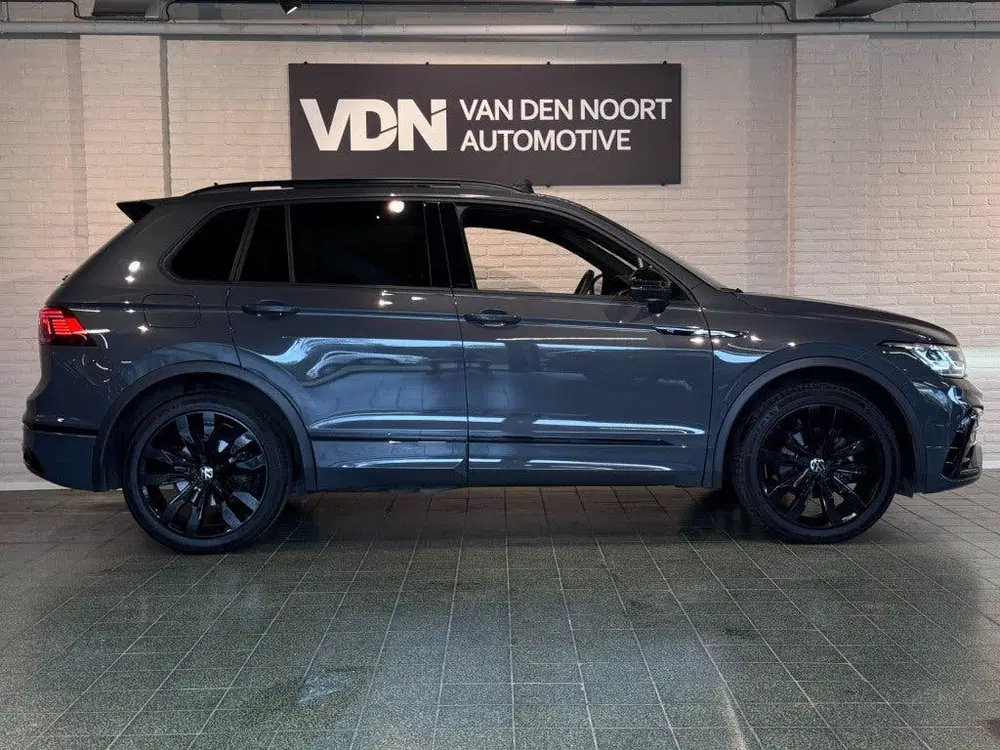 Volkswagen Tiguan 1.5 TSI R-Line Business Black Style Pano I uit 2024, foto 9