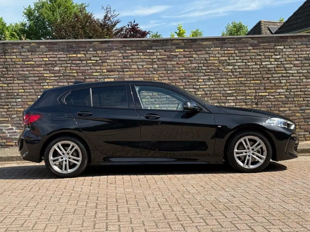 BMW 1-serie 118I M-Sport Automaat Navi LED 50 Jahre Cr uit 2022, foto 8