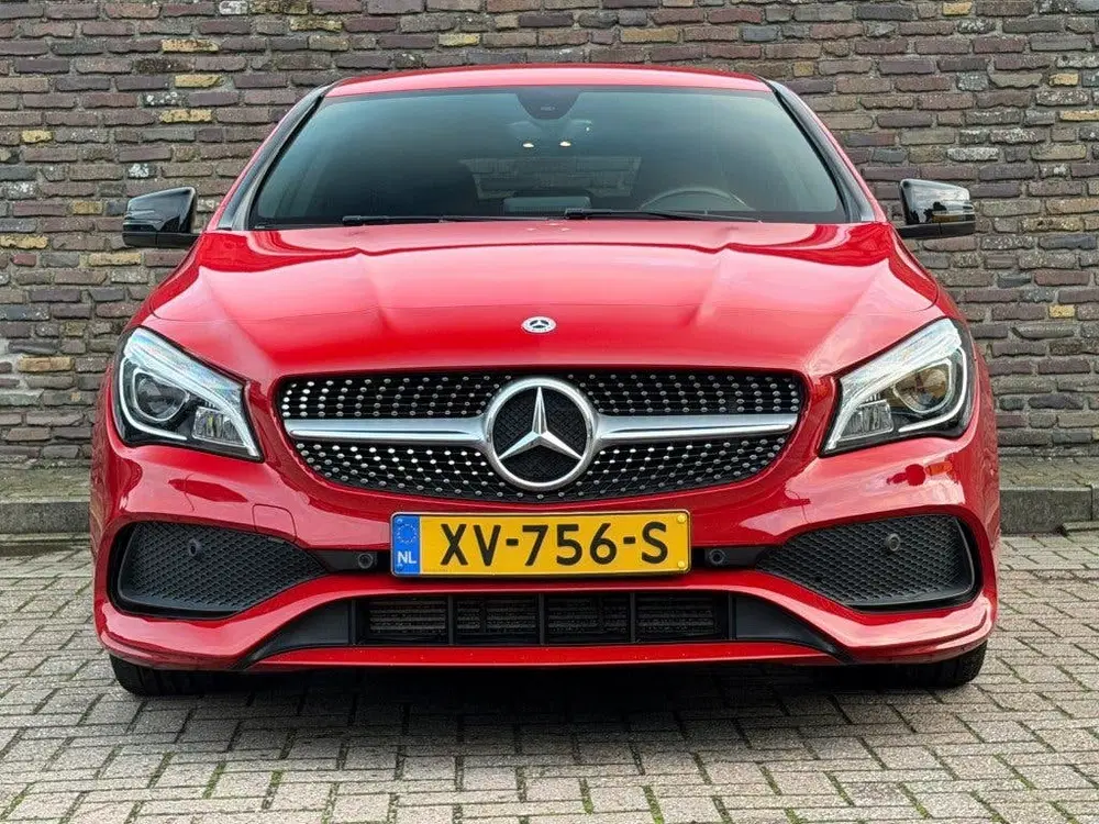 Mercedes-Benz CLA Shooting Brake 180 AMG Night Pakket uit 2019, foto 6