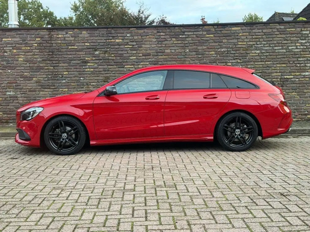 Mercedes-Benz CLA Shooting Brake 180 AMG Night Pakket uit 2019, foto 7