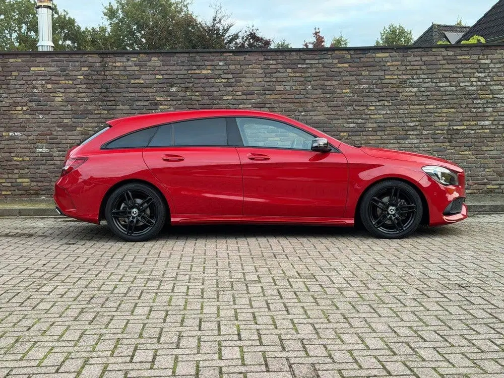 Mercedes-Benz CLA Shooting Brake 180 AMG Night Pakket uit 2019, foto 8