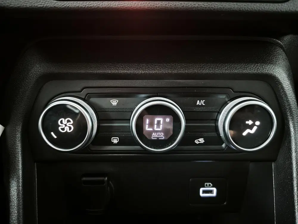 Dacia Sandero 1.0 TCe 100 Bi-Fuel Comfort uit 2021, foto 13