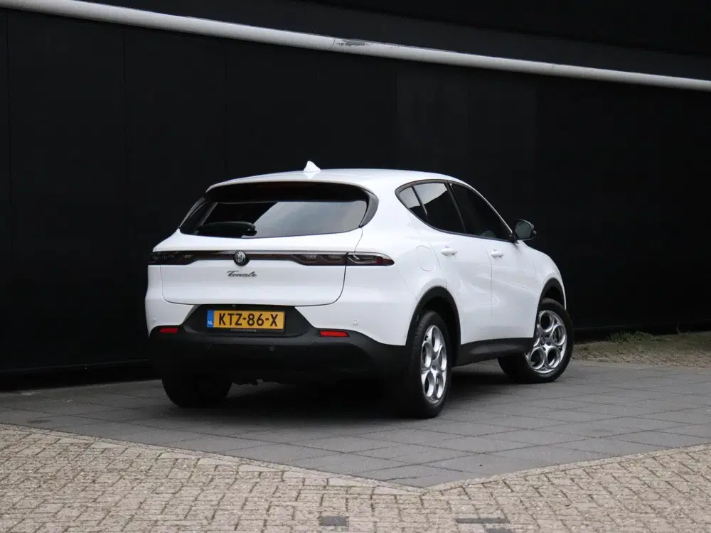 Alfa Romeo Tonale 1.5T Hybrid Sprint uit 2025, foto 3