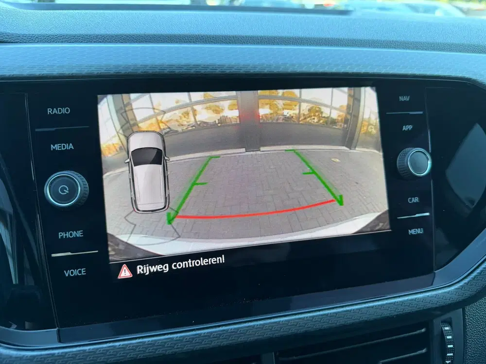 Volkswagen T-Cross 1.0 TSI R-line Dsg uit 2020, foto 5