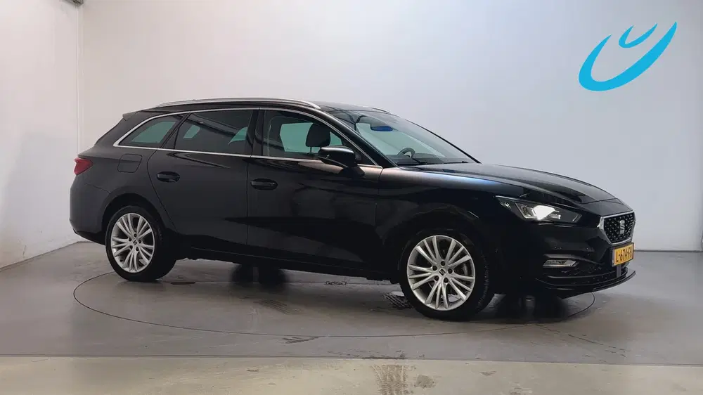 SEAT Leon 1.5 TSI Style Business Intense LED Ap uit 2021