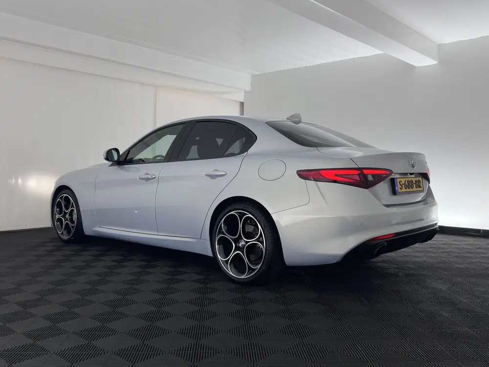 Alfa Romeo Giulia 2.0T Sprint (INCL-BTW) Aut. *LEATHER uit 2023, foto 4