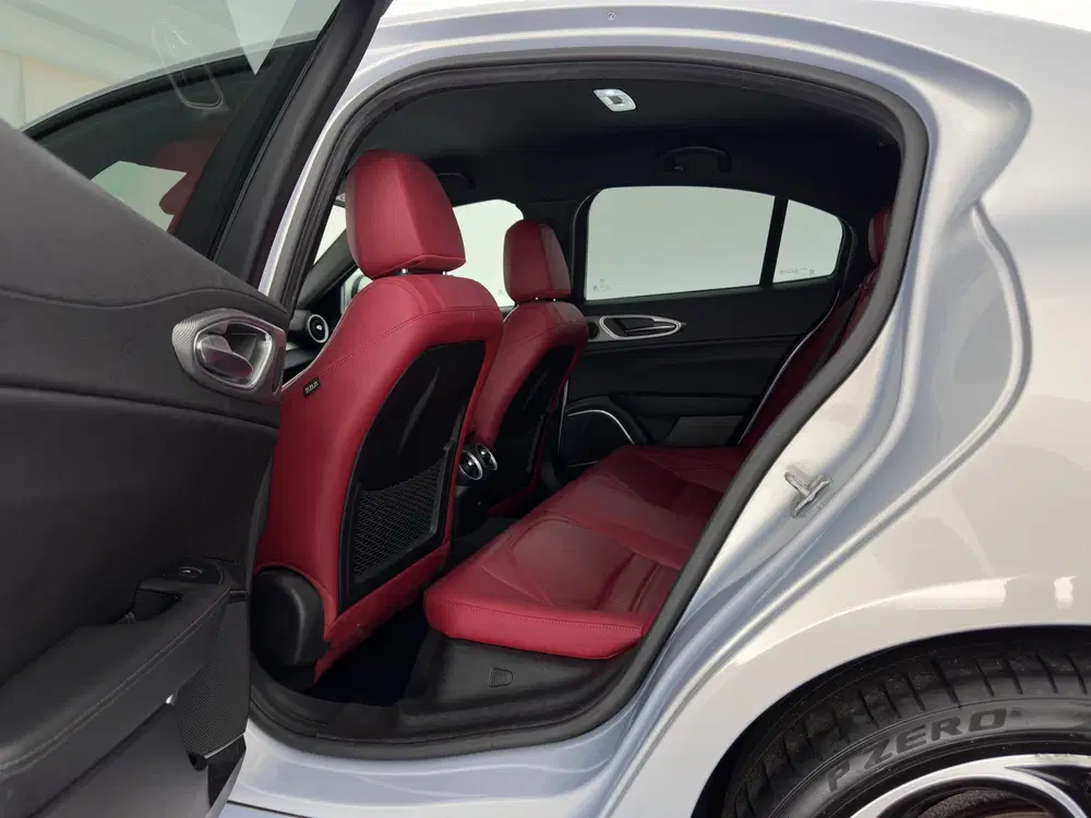 Alfa Romeo Giulia 2.0T Sprint (INCL-BTW) Aut. *LEATHER uit 2023, foto 9
