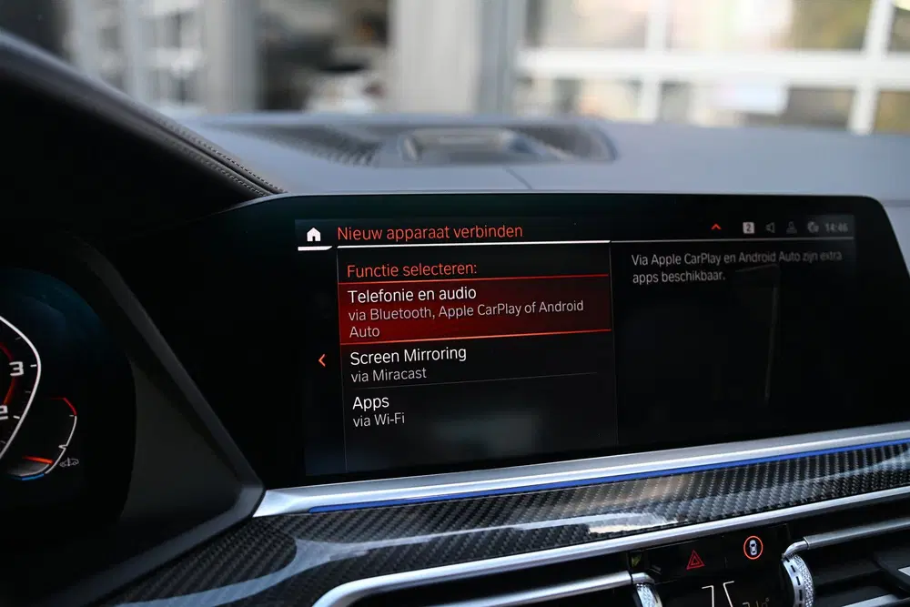 BMW X6 M50i High Executive Automaat uit 2021, foto 13
