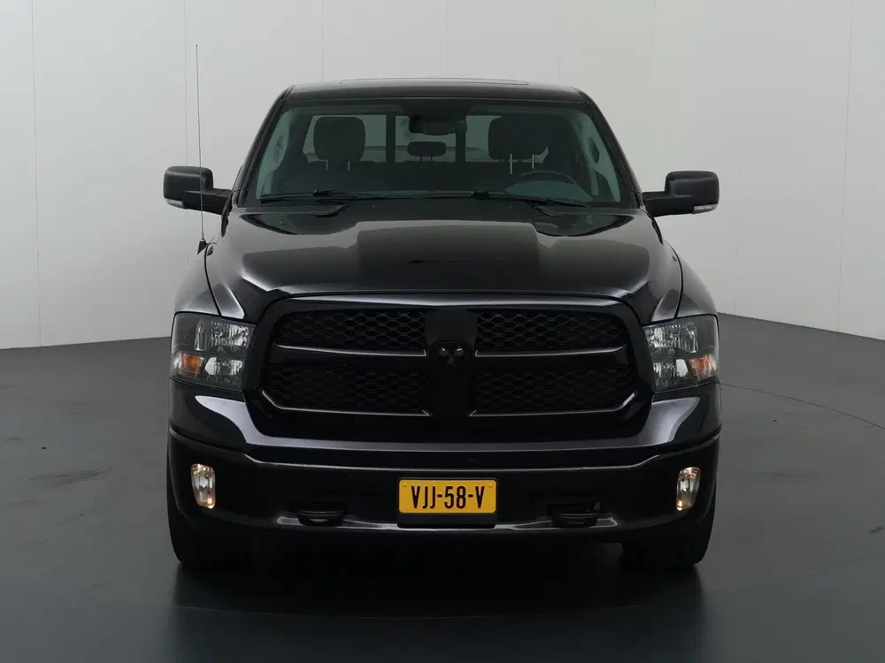 Dodge RAM 5.7 V8 4X4 uit 2021, foto 3