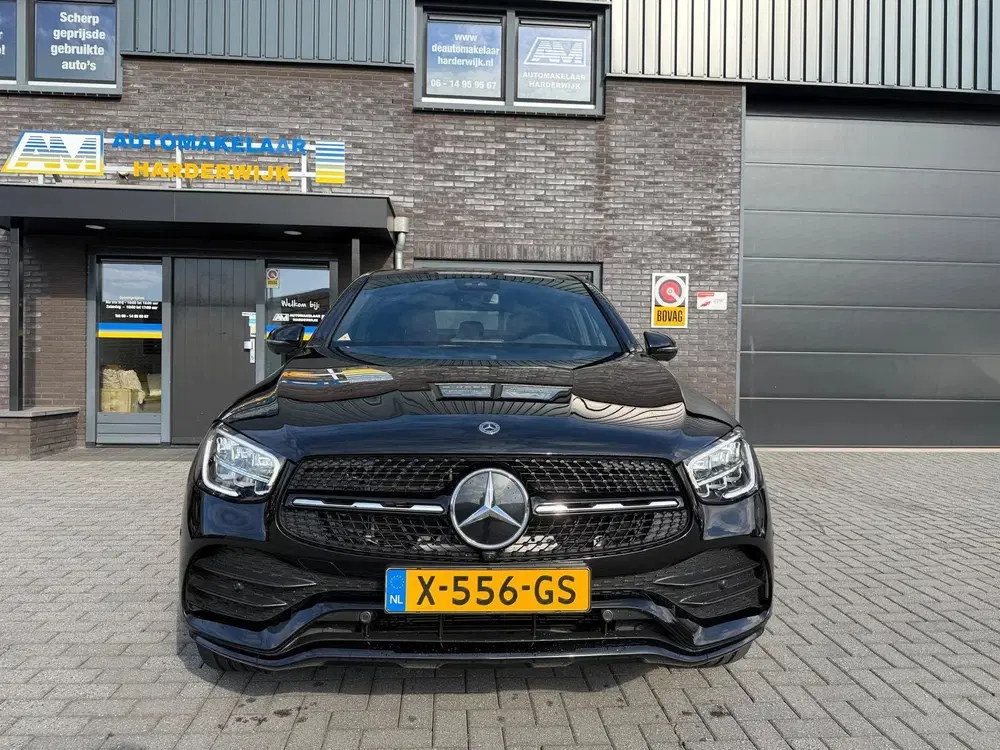 Mercedes-Benz GLC GLC-klasse Coupé 300e 4MATIC Premium uit 2022, foto 2