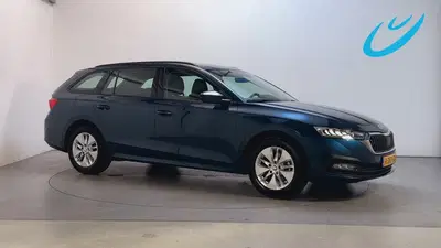 Skoda Octavia 1.0 e-TSI DSG Ambition Navigatie Trekhaa uit 2022