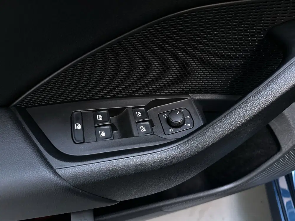 Skoda Octavia 1.0 e-TSI DSG Ambition Navigatie Trekhaa uit 2022, foto 7