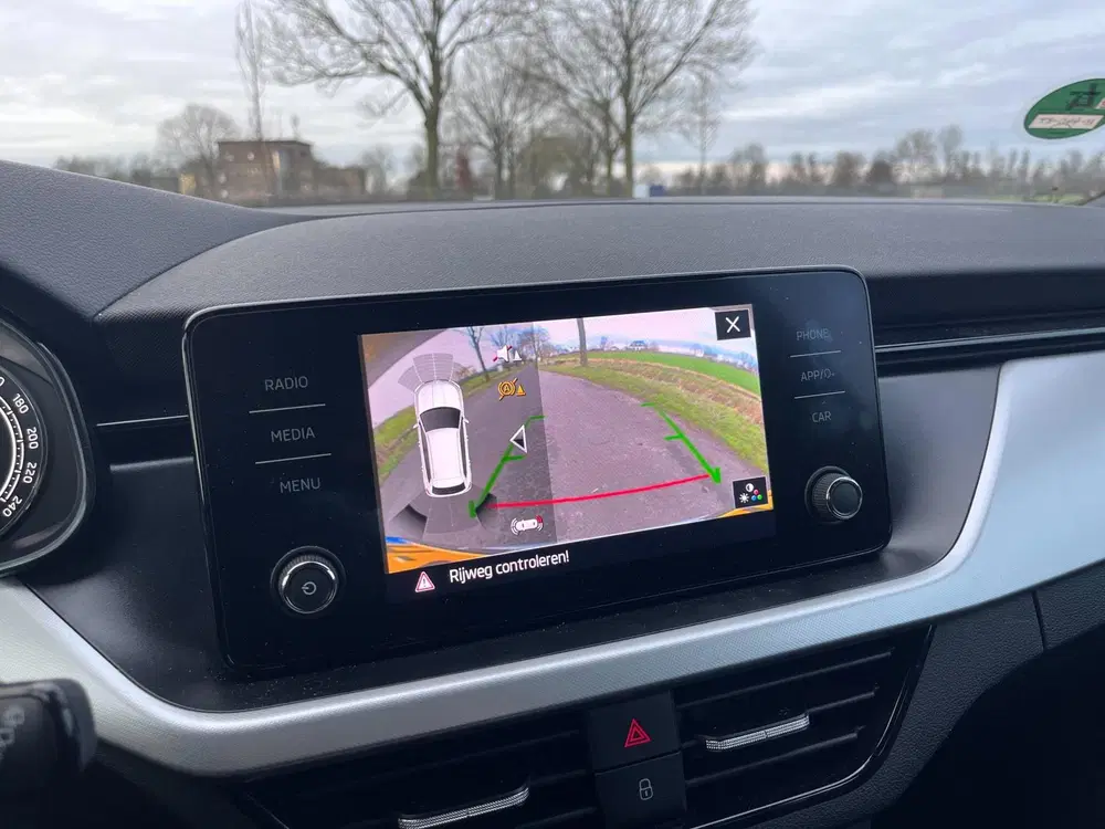 Skoda Kamiq 1.0 TSI Sport Business uit 2020, foto 13