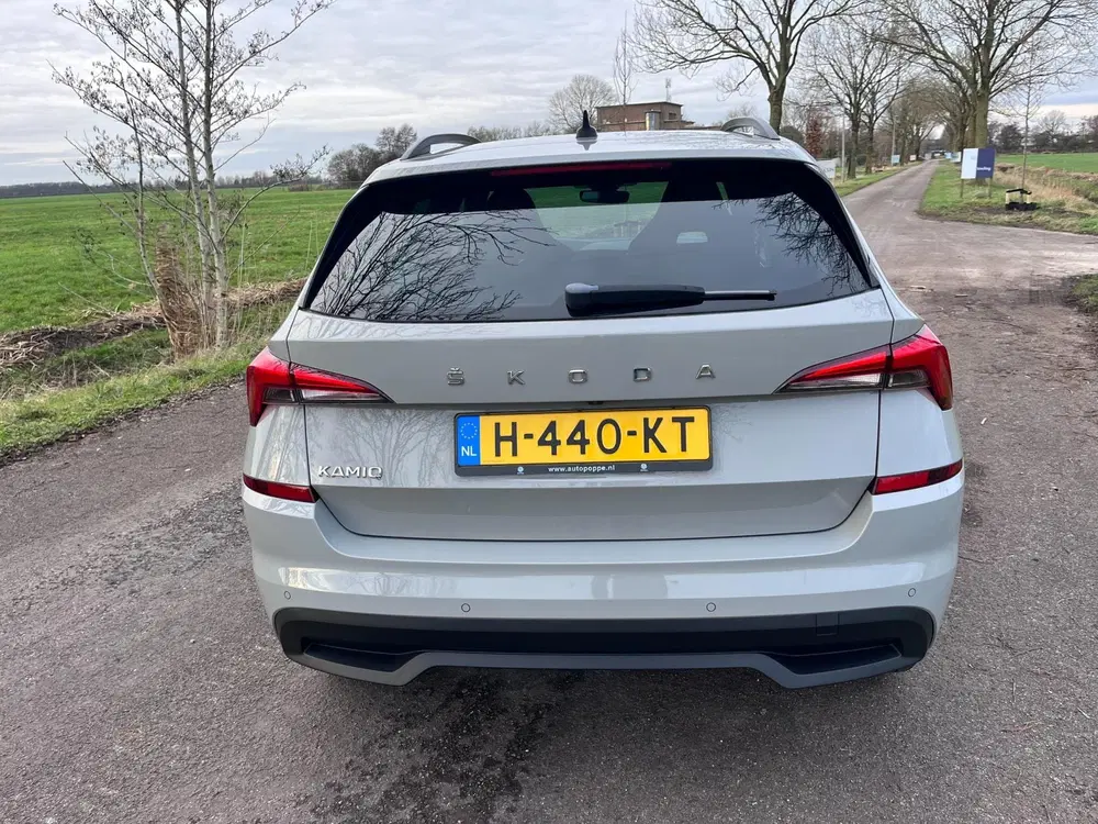 Skoda Kamiq 1.0 TSI Sport Business uit 2020, foto 5