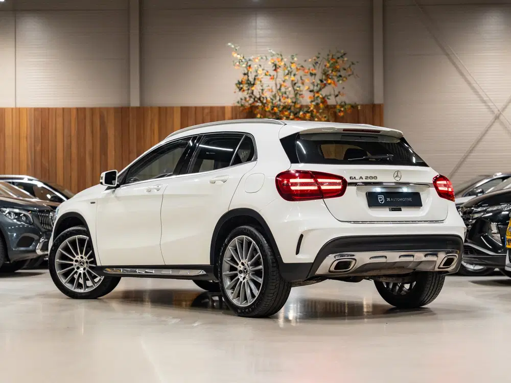 Mercedes-Benz GLA 200 AMG AUT uit 2019, foto 4
