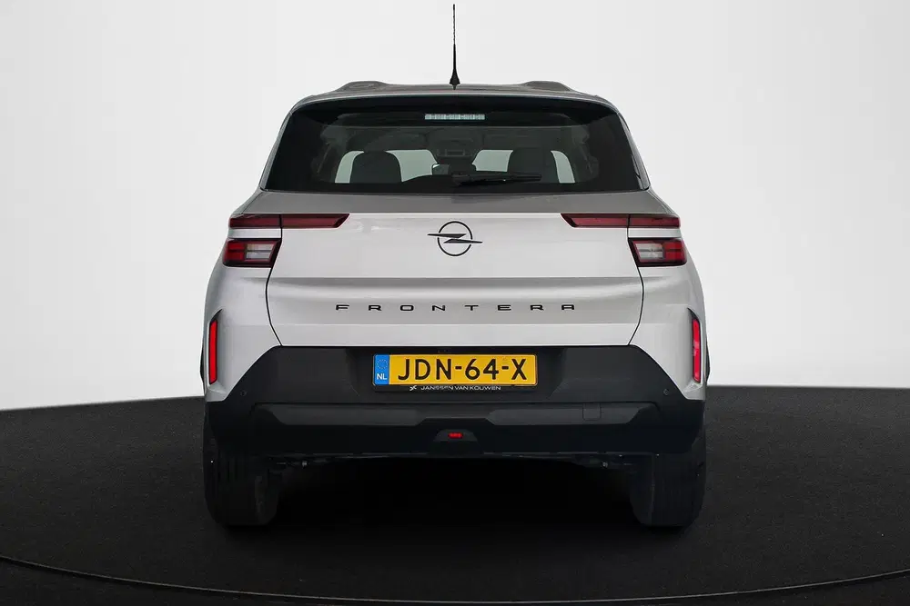 Opel Frontera Electric Edition 44 kWh Achteruitrijcamera uit 2025, foto 15