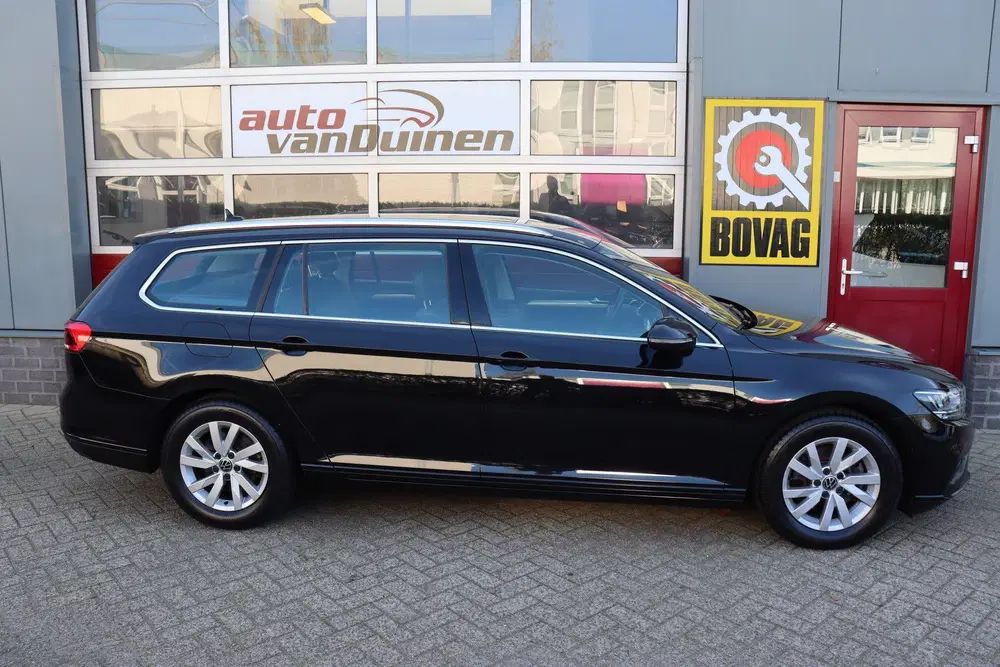 Volkswagen Passat 1.5 TSI Business O.a: PDC uit 2023, foto 2