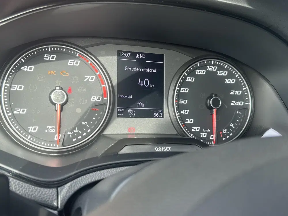SEAT Arona 1.0 TSI Style Business Intense uit 2021, foto 14