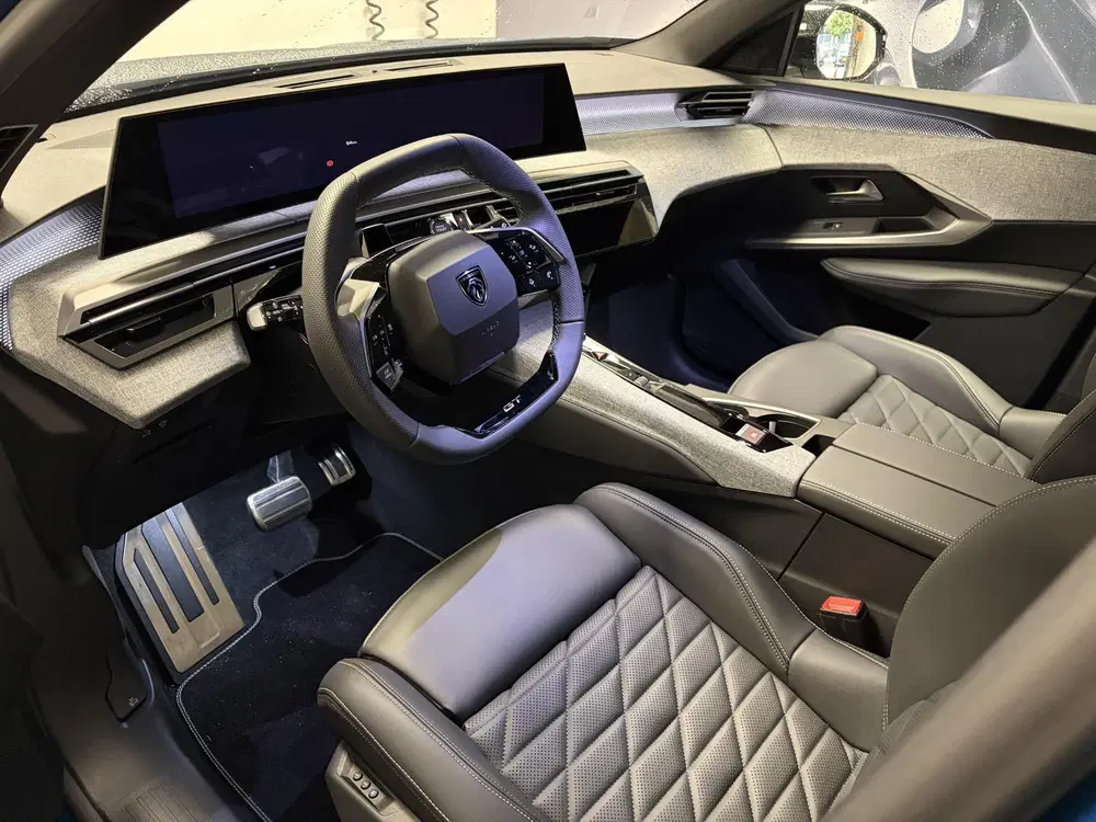 Peugeot 5008 GT Avantage 73 kWh 7p uit 2025, foto 9
