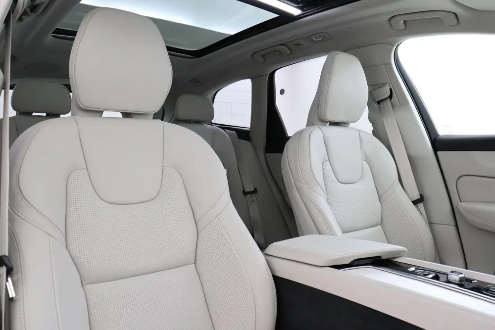 Volvo XC60 T6 PLUG-IN HYBRID AWD ULTRA BRIGHT EXECUTI uit 2026, foto 12